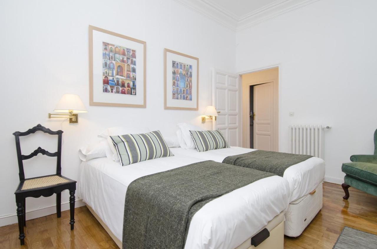 Apartamento Paseo Del Prado II En Madryt Zewnętrze zdjęcie