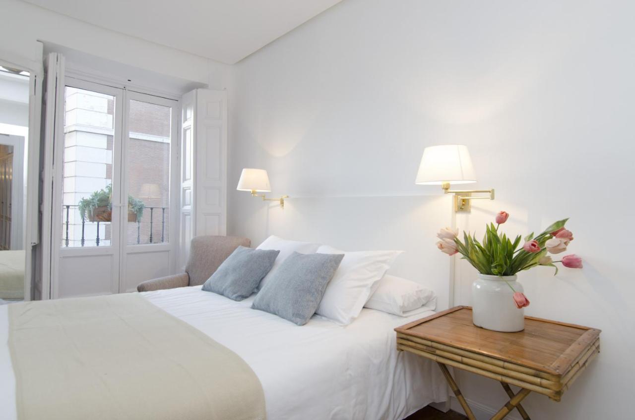 Apartamento Paseo Del Prado II En Madryt Zewnętrze zdjęcie