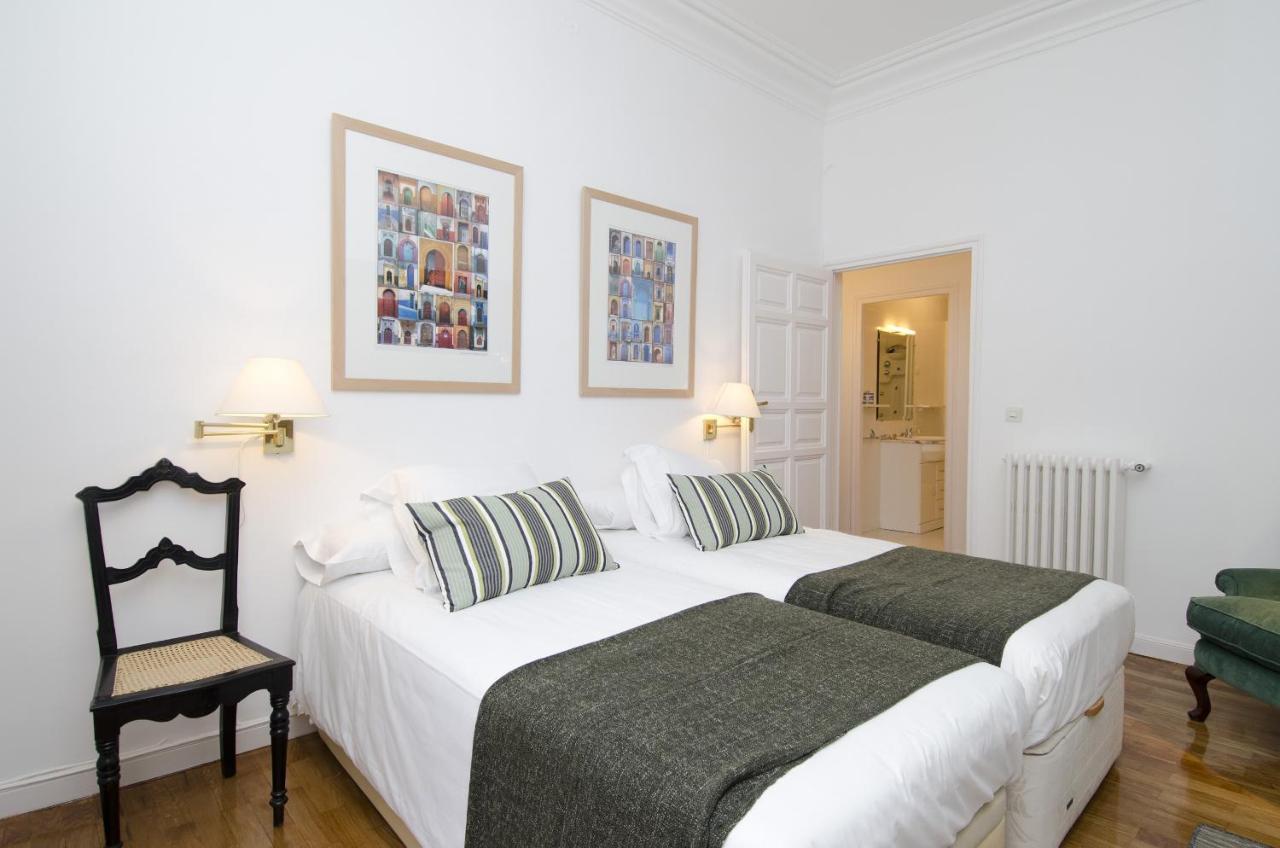 Apartamento Paseo Del Prado II En Madryt Zewnętrze zdjęcie