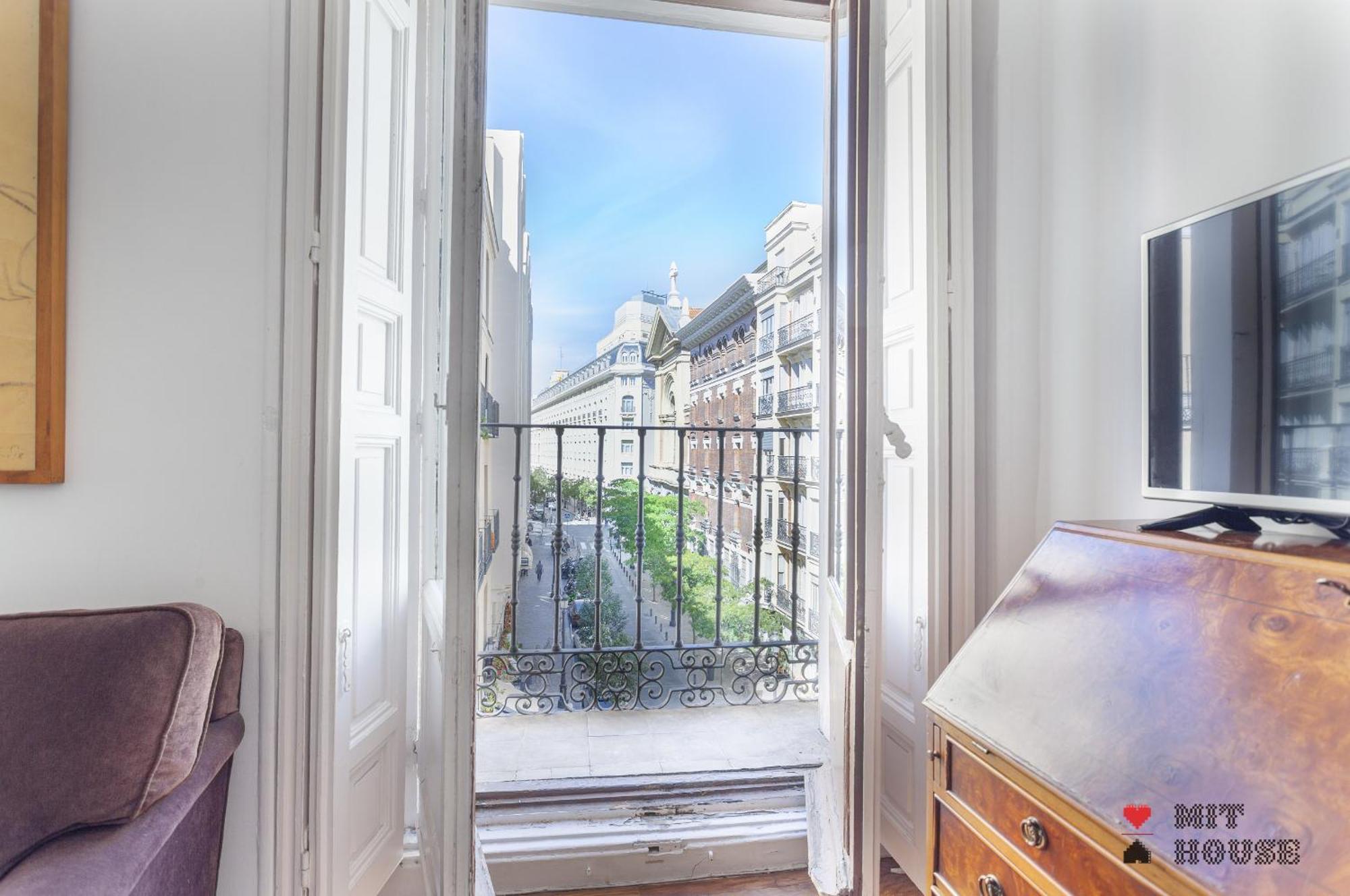 Apartamento Paseo Del Prado II En Madryt Zewnętrze zdjęcie